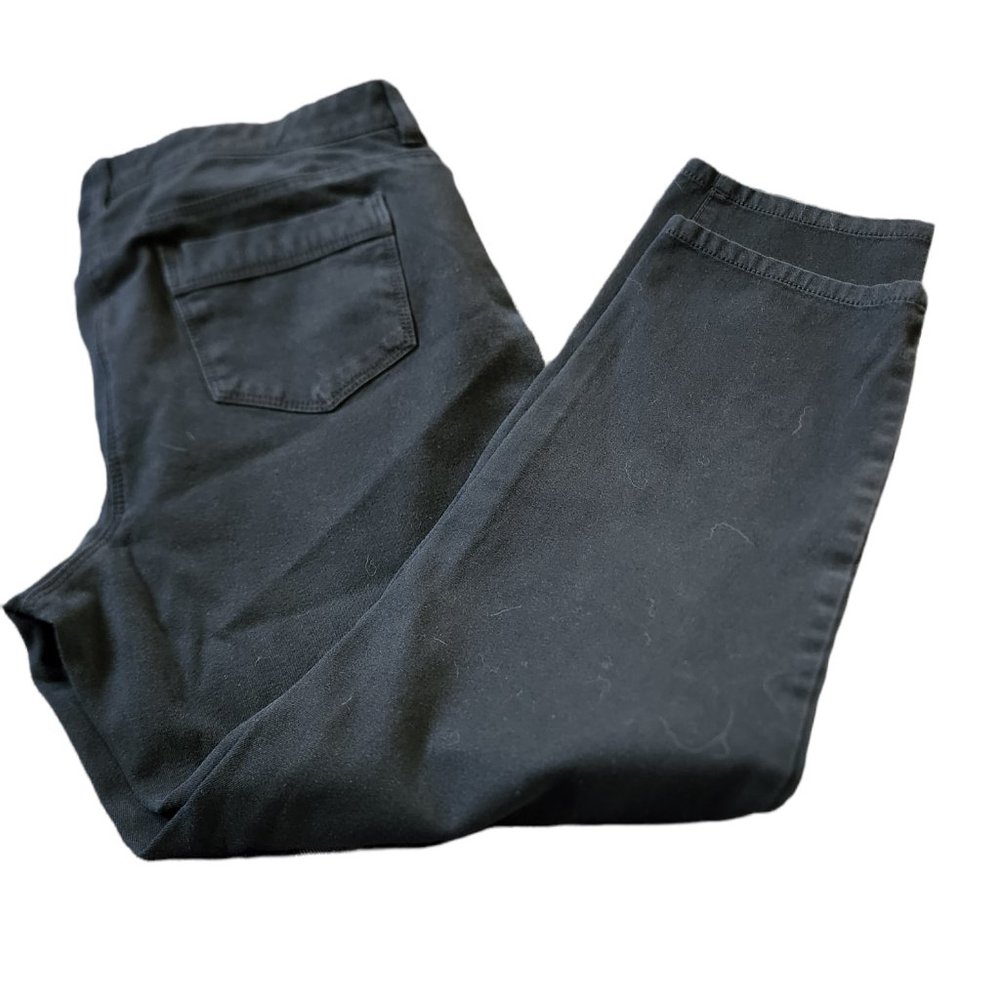 So Slimming by Chico's Black 5 Pocket Pants - Size Chico's 2.5 Short/US Size L14